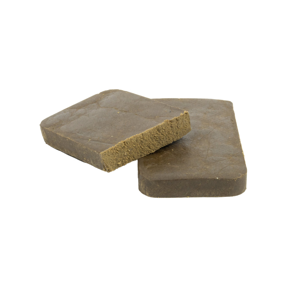CBD hash Old School de Green Passion – hash traditionnel, pressé à la main, avec une couleur foncée et une texture friable.